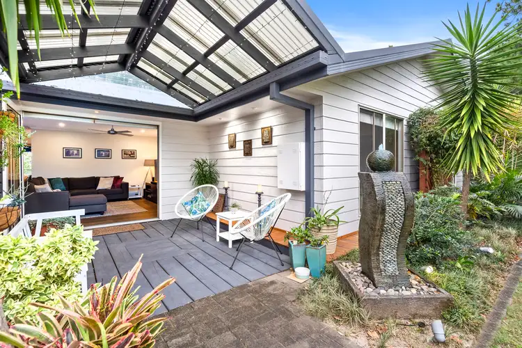 90 Avocado Street, Elanora QLD 4221