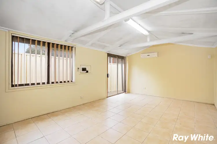 6a Beagle Place