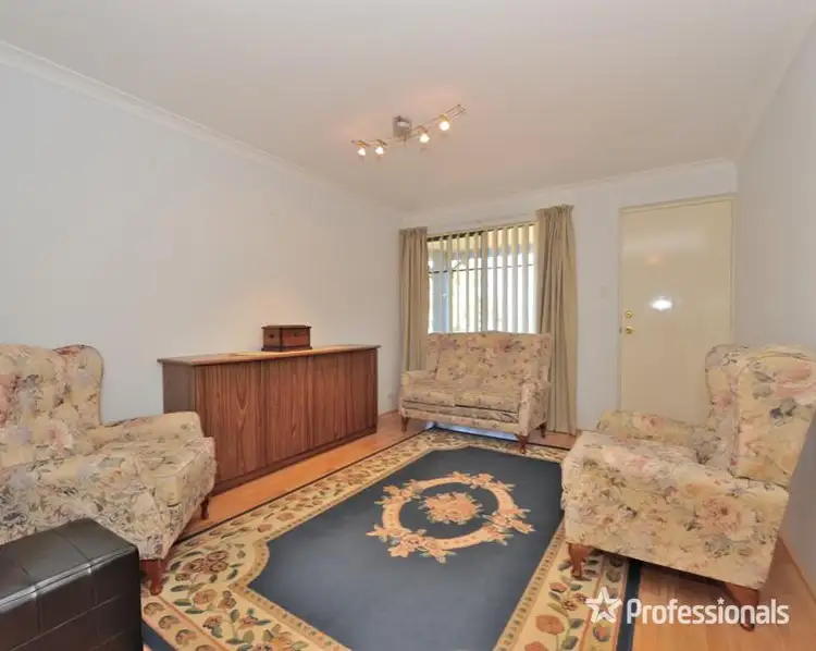 Second view of Homely unit listing, 4/92 Oakwood Crescent, Waikiki WA 6169