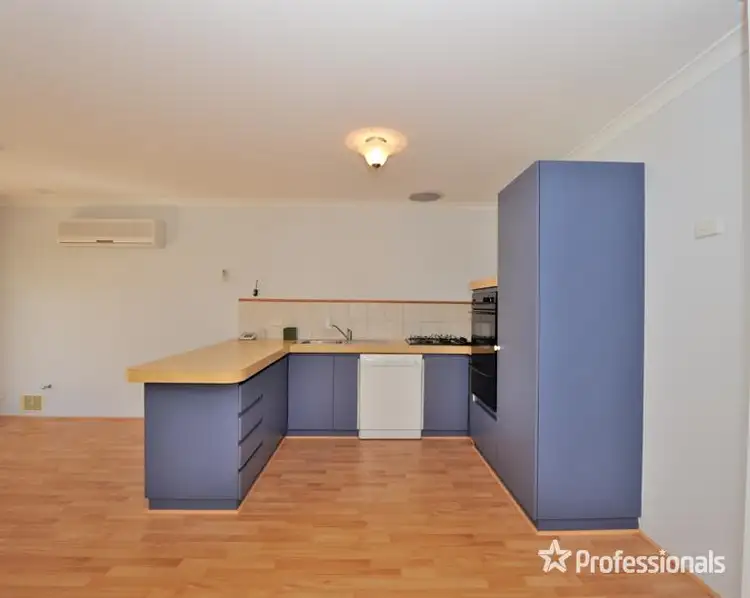 Fourth view of Homely unit listing, 4/92 Oakwood Crescent, Waikiki WA 6169