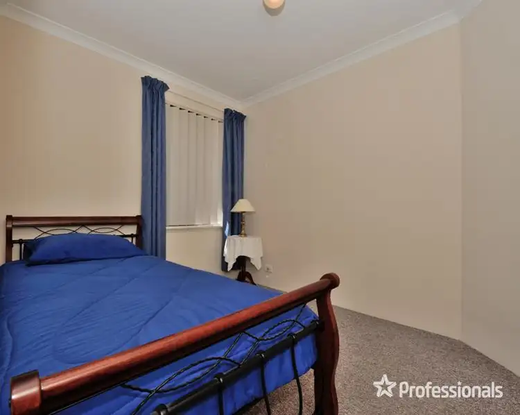 Seventh view of Homely unit listing, 4/92 Oakwood Crescent, Waikiki WA 6169
