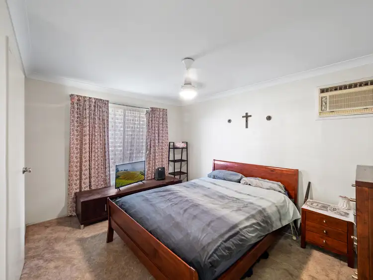 Sixth view of Homely house listing, 5 Manhattan Drive, Eagleby QLD 4207
