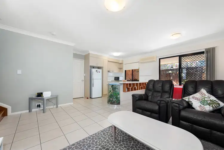 Fourth view of Homely townhouse listing, 2/9 Hill Crescent, Carina Heights QLD 4152