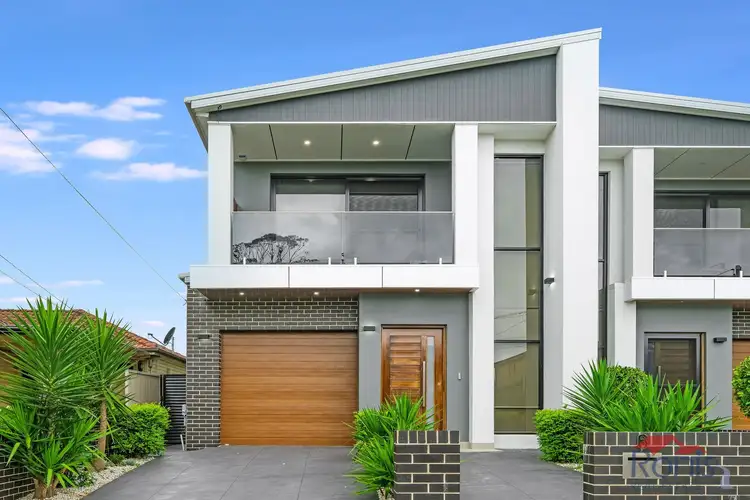 6 Pomona St, Greenacre NSW 2190