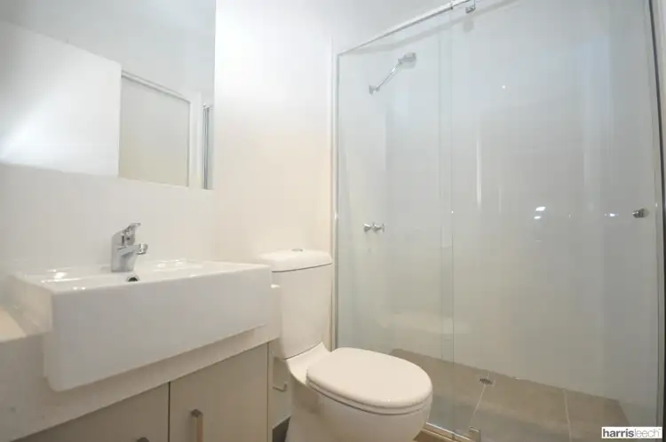 Third view of Homely townhouse listing, 2/33 Pascoe Street, Pascoe Vale VIC 3044