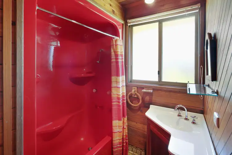 Fifth view of Homely house listing, 10 Hastings Parade, Bensville NSW 2251