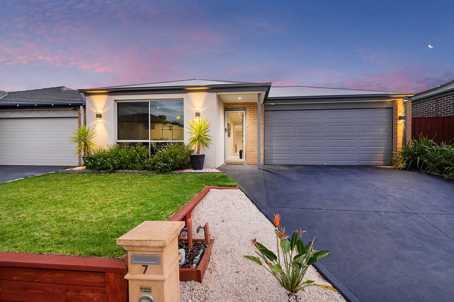 Main view of Homely house listing, 7 Avonbury Circuit, Cranbourne West VIC 3977