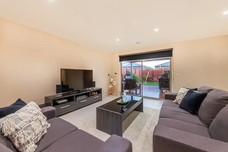 Sixth view of Homely house listing, 7 Avonbury Circuit, Cranbourne West VIC 3977