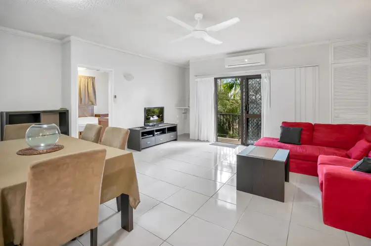 8/49-51 Digger Street, Cairns North QLD 4870