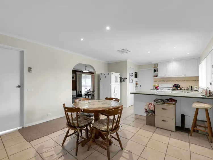 Fourth view of Homely house listing, 21 Sapphire Circuit, Wodonga VIC 3690
