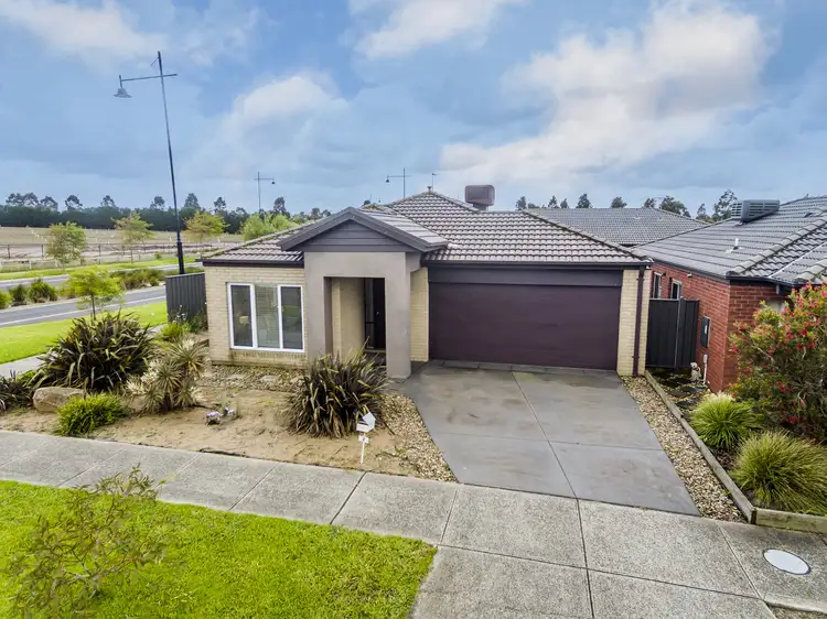 Main view of Homely house listing, 2 Buckthorn Drive, Cranbourne North VIC 3977