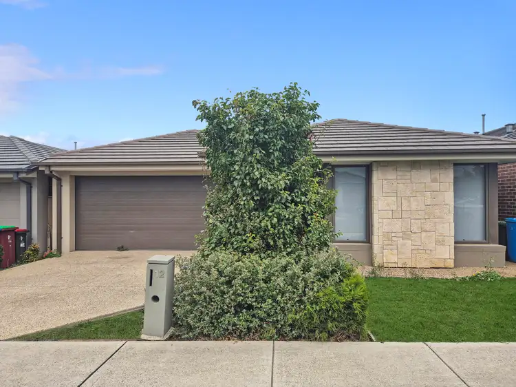 12 Midfield Way, Clyde VIC 3978