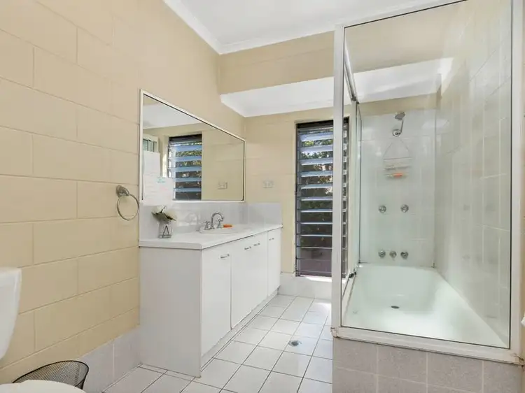 Sixth view of Homely unit listing, 16/8-14 Rose Street, Westcourt QLD 4870