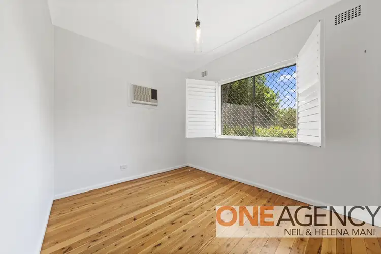 Sixth view of Homely house listing, 2 Bay View Avenue, East Gosford NSW 2250