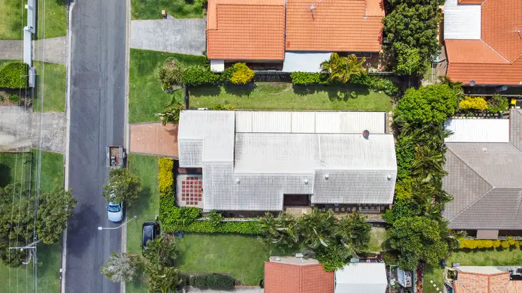 Second view of Homely house listing, 24 Samantha Street, Wynnum West QLD 4178