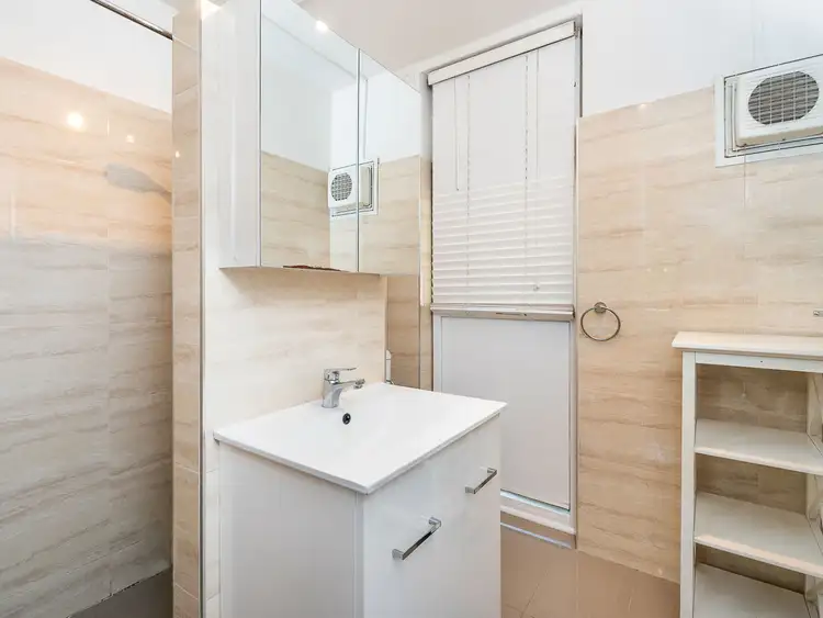 Seventh view of Homely apartment listing, 3/389 Stirling Highway, Claremont WA 6010