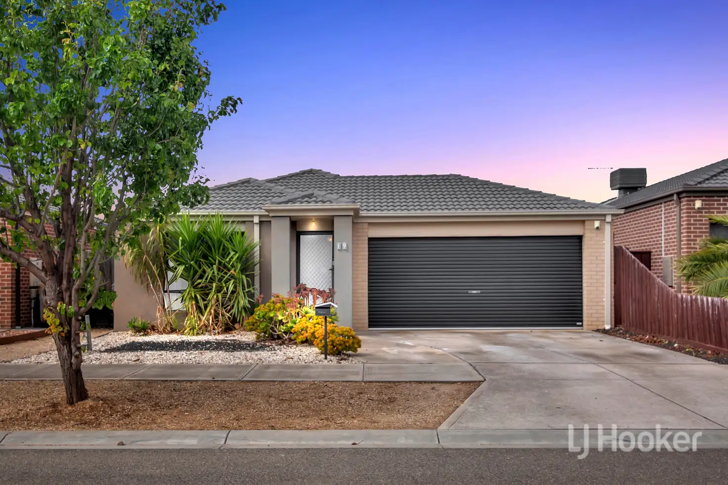 Main view of Homely house listing, 19 Wakefields Drive, Brookfield VIC 3338