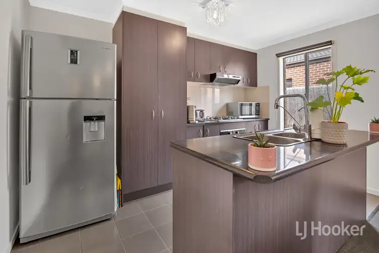 Sixth view of Homely house listing, 19 Wakefields Drive, Brookfield VIC 3338