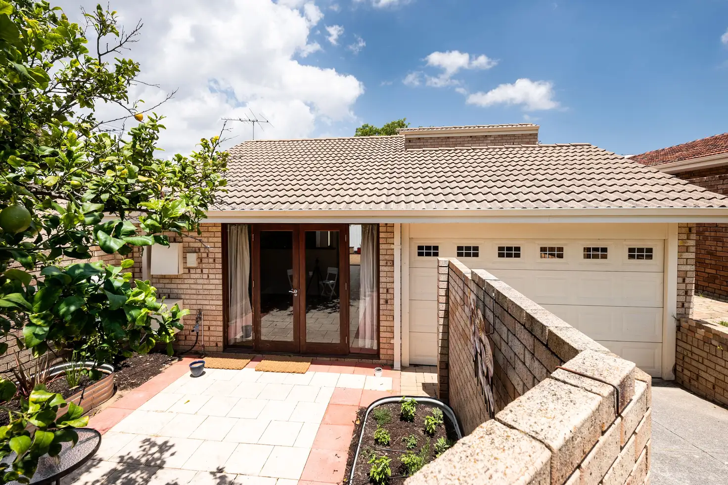 Main view of Homely villa listing, 18E Hammad Street, Palmyra WA 6157