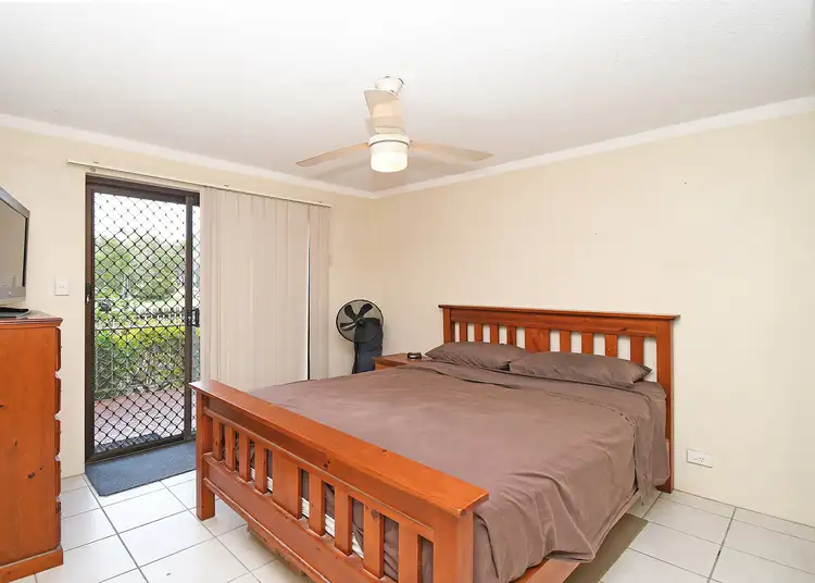 Seventh view of Homely unit listing, 3/394 Esplanade, Torquay QLD 4655