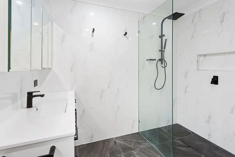 Fifth view of Homely house listing, 24 Elmhurst Crescent, Flinders View QLD 4305