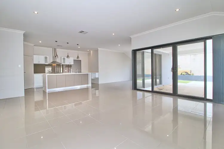Fifth view of Homely house listing, 137 Arpenteur Drive, Baldivis WA 6171