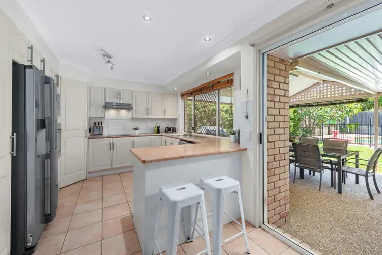 Second view of Homely house listing, 6 Seinfeld Close, Mcdowall QLD 4053