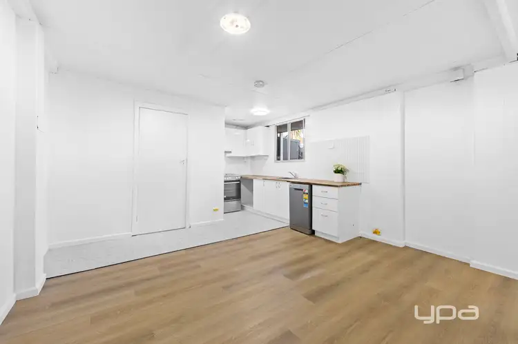 52B Mulhall Drive, St Albans VIC 3021