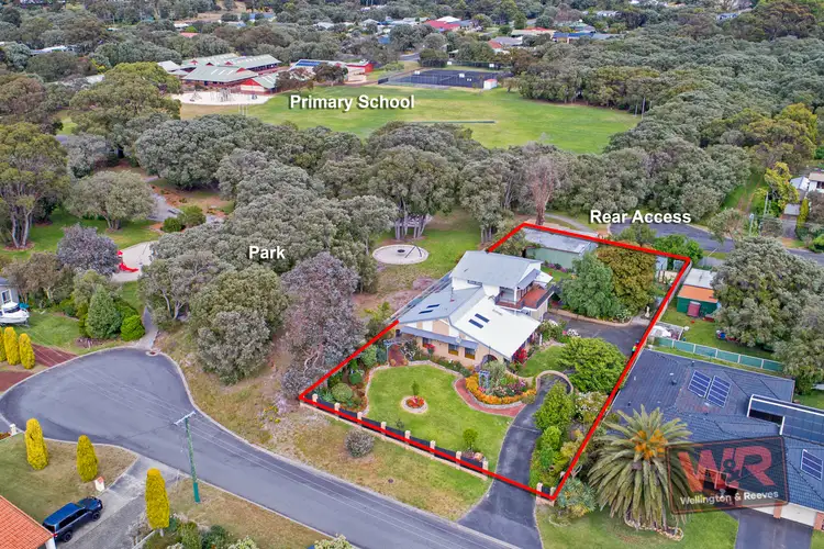 12 Bundara Close, Little Grove WA 6330