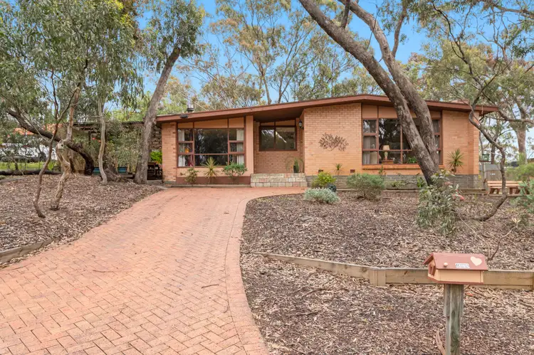 17 Lee Street, Eden Hills SA 5050