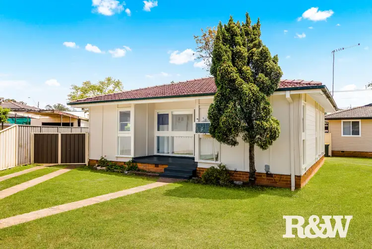 Main view of Homely house listing, 7 & 7a Mangariva Avenue, Lethbridge Park NSW 2770