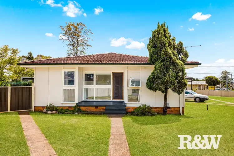 Second view of Homely house listing, 7 & 7a Mangariva Avenue, Lethbridge Park NSW 2770