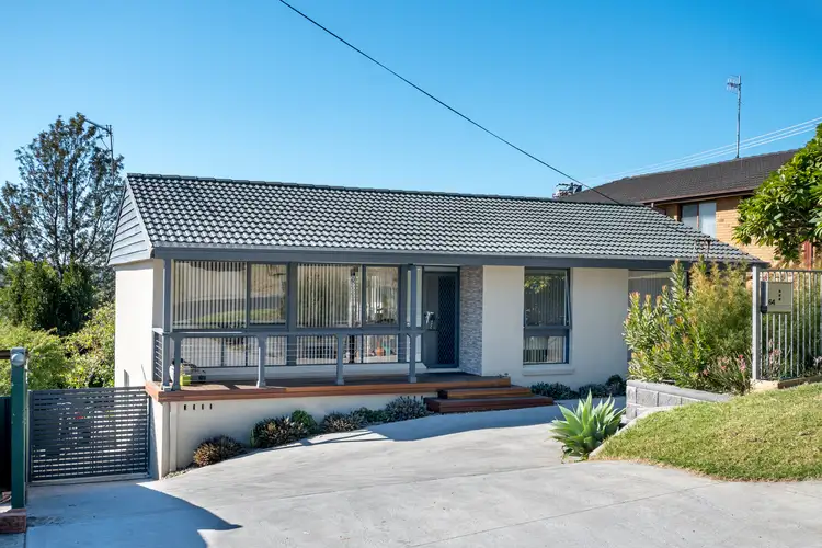 64 Tait Avenue, Kanahooka NSW 2530