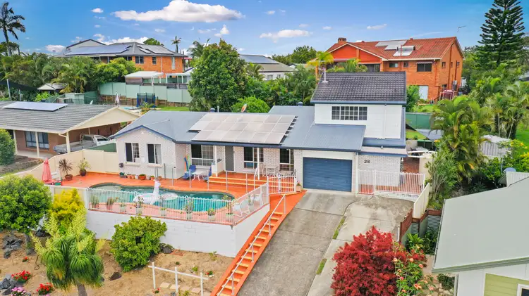 28 Darel Drive, Ashmore QLD 4214