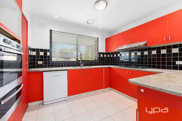 Third view of Homely house listing, 3 Meadowbank Court, Kings Park VIC 3021