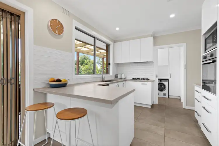 Fourth view of Homely house listing, 6 Tomar Court, Cheltenham VIC 3192