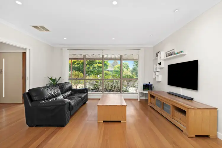 Fifth view of Homely house listing, 6 Tomar Court, Cheltenham VIC 3192