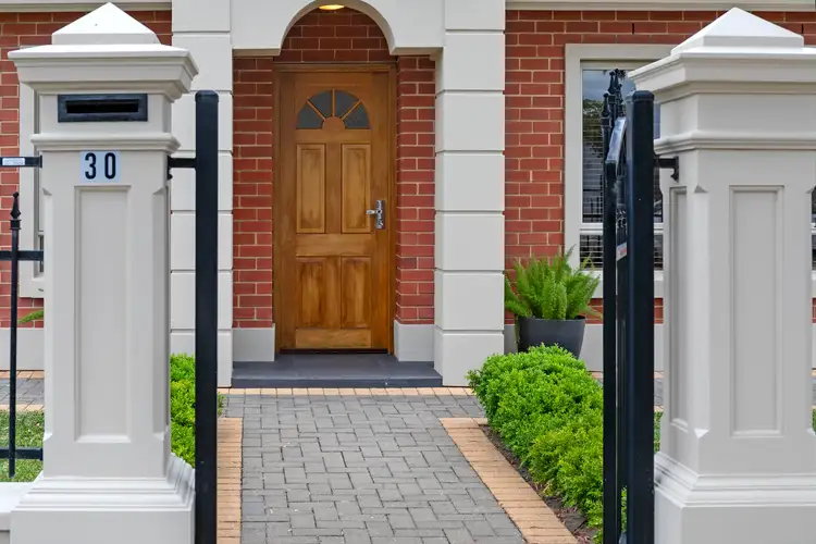 30 Finchley Street, Clovelly Park SA 5042