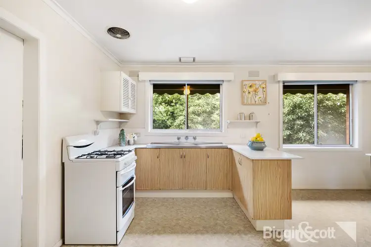 Sixth view of Homely unit listing, 2/133 Ferntree Gully Road, Mount Waverley VIC 3149