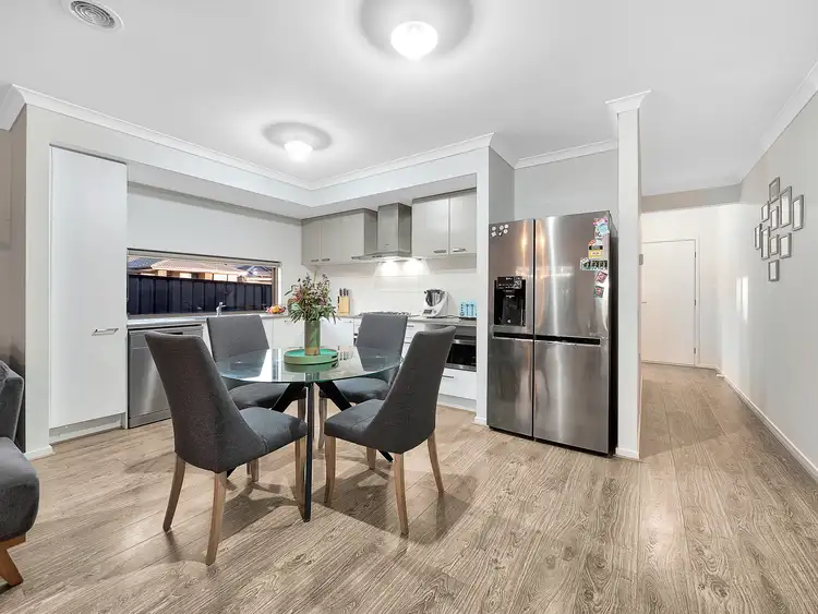 Sixth view of Homely house listing, 9 Maximus Way, Clyde VIC 3978