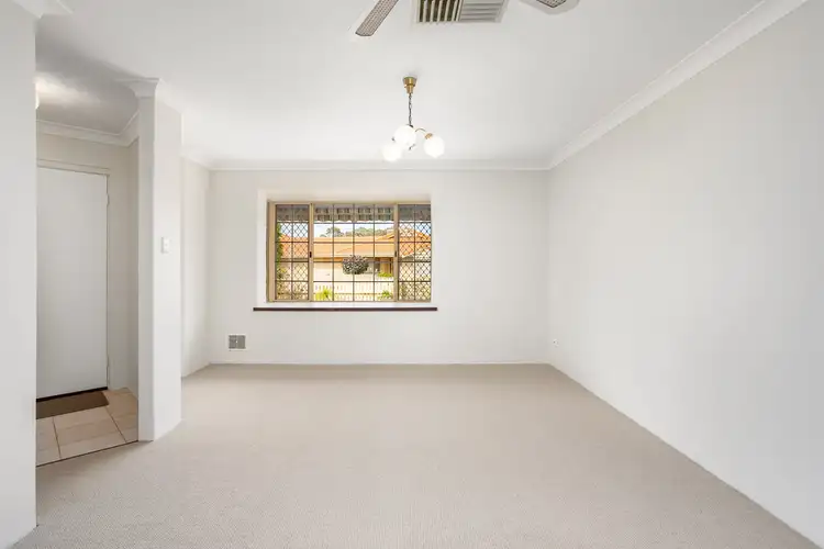 Fifth view of Homely unit listing, 2/13 Paris Road, Australind WA 6233