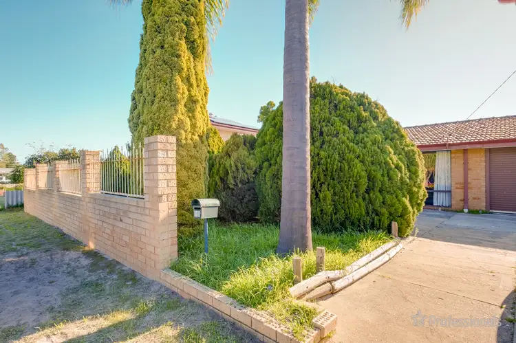 Fourth view of Homely house listing, 16 Logpine Crescent, Camillo WA 6111