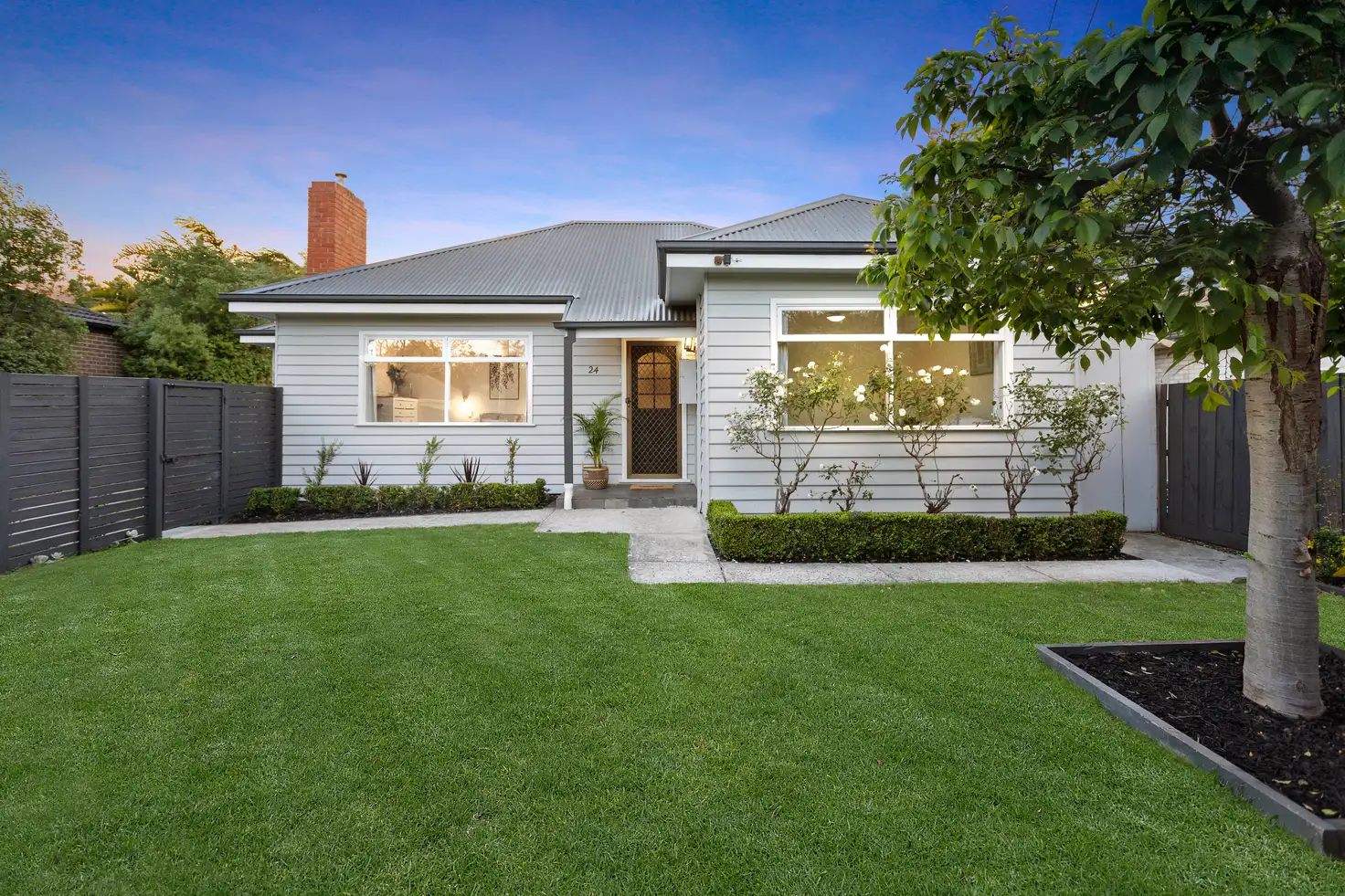 Main view of Homely house listing, 1/24 Rosslyn Avenue, Seaford VIC 3198