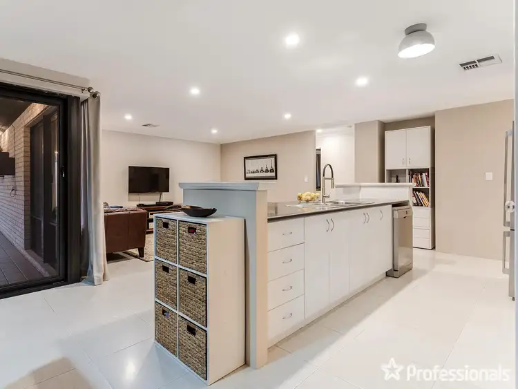 Sixth view of Homely house listing, 19 Minchin Turn, Baldivis WA 6171