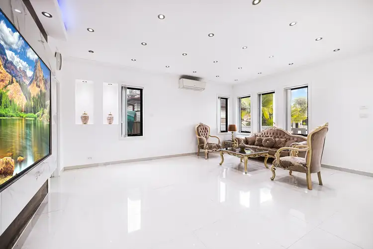 Fourth view of Homely house listing, 7 Crosby Crescent, Fairfield NSW 2165