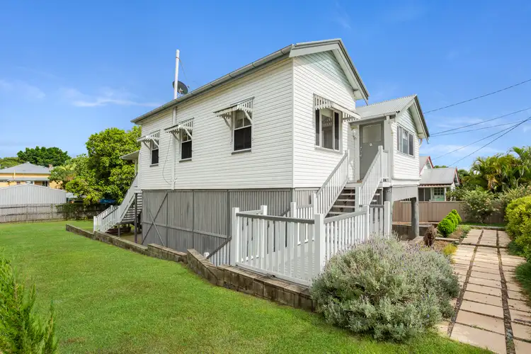 13 Walsh Street, Newtown QLD 4305
