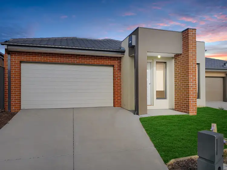 8 Berrybank Terrace, Botanic Ridge VIC 3977
