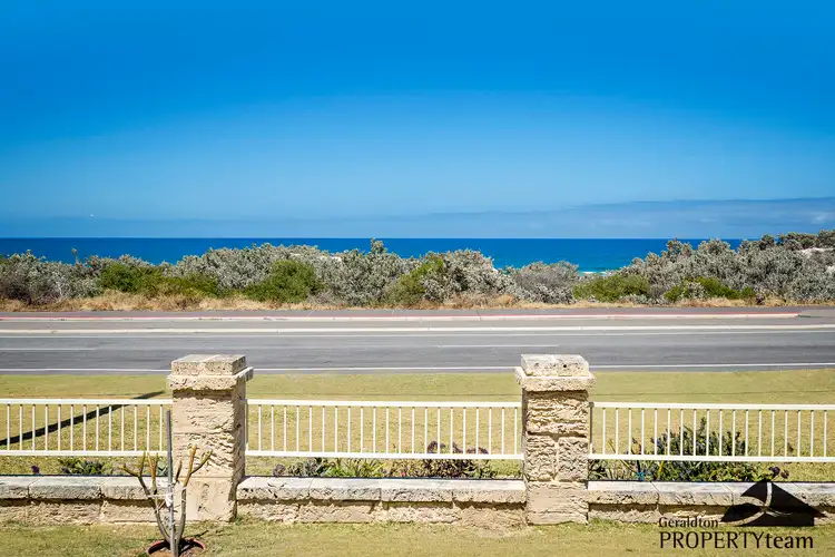 2/323-325 Willcock Drive, Tarcoola Beach WA 6530