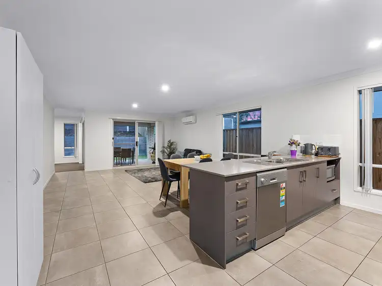 Fifth view of Homely house listing, 33 Wyperfeld Crescent, South Ripley QLD 4306