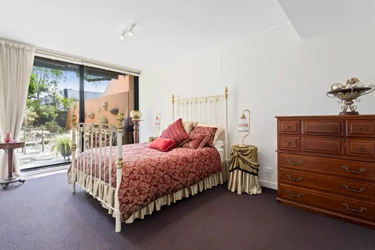 Fifth view of Homely apartment listing, 1/8 Wallen Road, Hawthorn VIC 3122